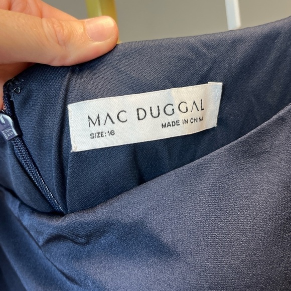 Mac Duggal 11233 Flounce Sleeve Square Neck Column Gown - Picture 8 of 10